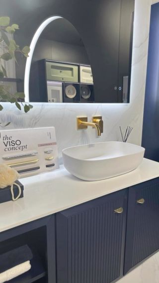 Aquareforma, Mueble de Baño con Tapa y Espejo Sin Lavabo